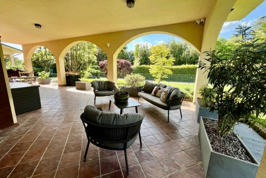 portico.5
